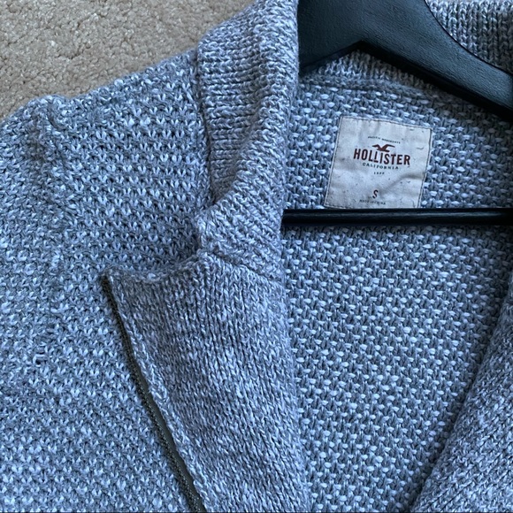 Gray and White sweater blazer - Picture 3 of 5